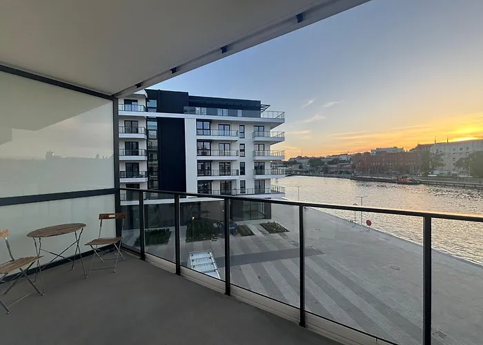 Διαμέρισμα Bulwary Nad Odra Z Widokiem Na Rzeke Odre I Prywatnym Miejscem Parkingowym